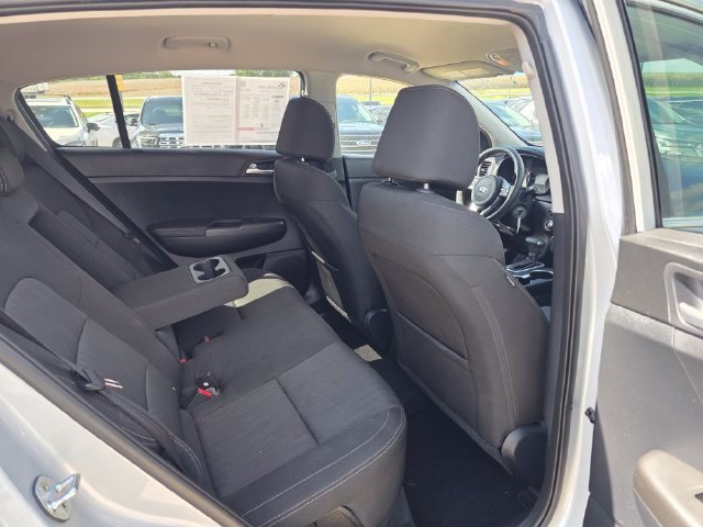 Used 2020 Kia Sportage LX AWD/4WD image 12