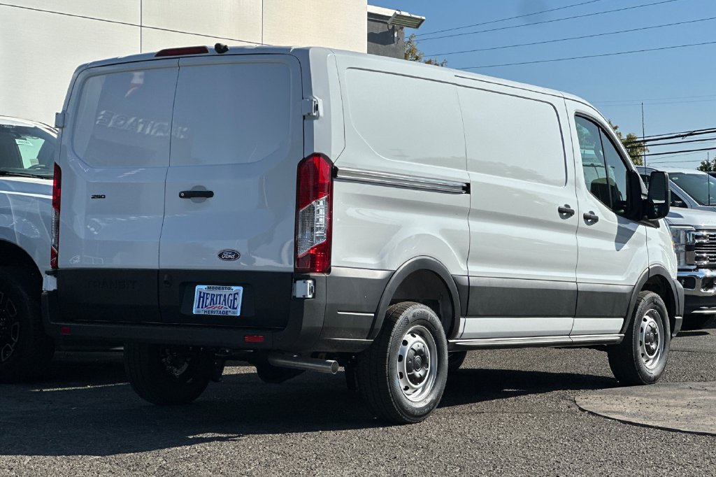 New 2027 Ford Transit 250 Low Roof w/ Load Area Protection Package RWD image 4