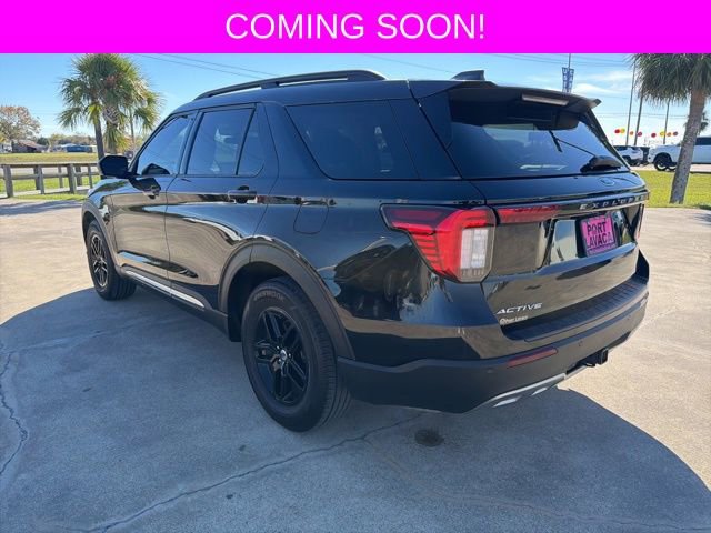 Used 2025 Ford Explorer Active w/ Active Comfort Package image 5