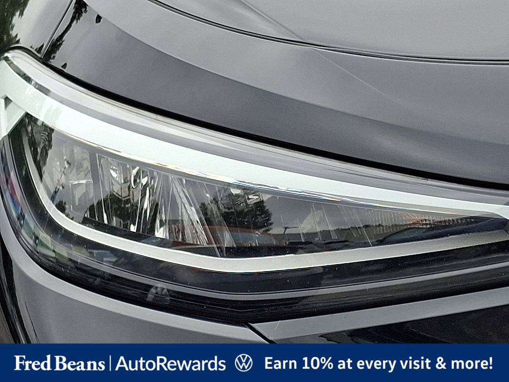 Used 2024 Volkswagen ID.4 Pro AWD/4WD image 13