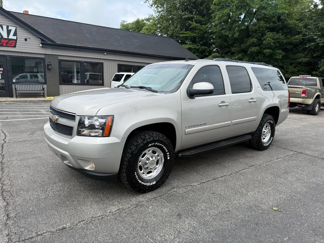Used 2007 Chevrolet Suburban 2500 LT w/ LT Preferred Equipment Group