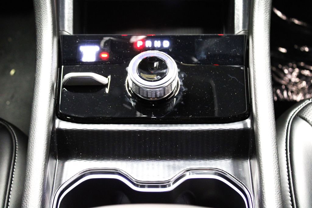 New 2025 Jeep Grand Cherokee Limited w/ Luxury Tech Group II image 21