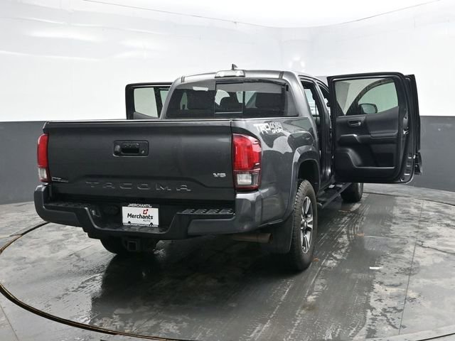 Used 2019 Toyota Tacoma TRD Sport image 37