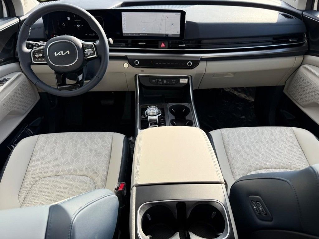 New 2026 Kia Carnival SX w/ SX Dark Edition Package image 8