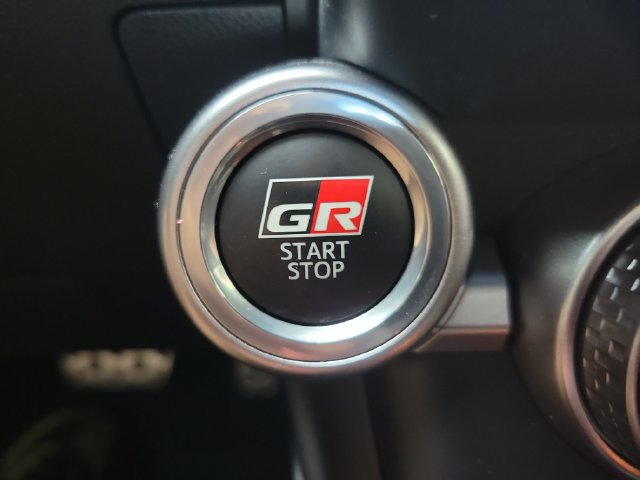 Used 2025 Toyota GR86 Premium RWD image 26