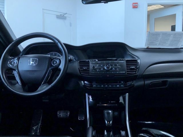 Used 2017 Honda Accord Sport Special Edition image 16
