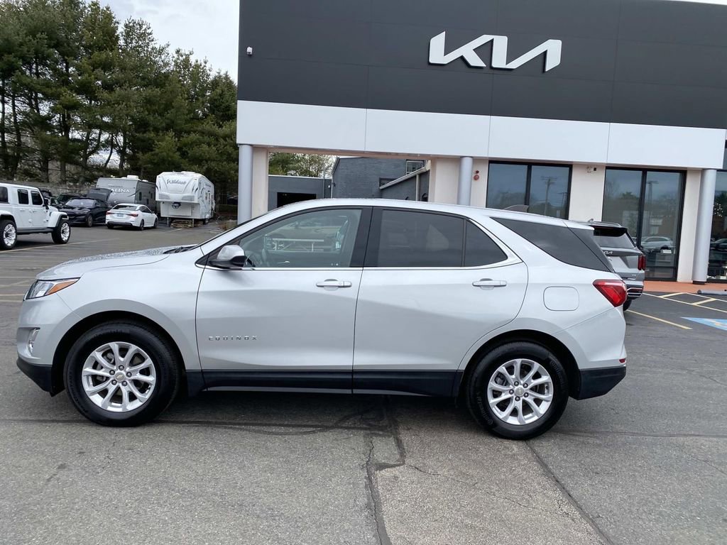 Used 2020 Chevrolet Equinox LT image 2