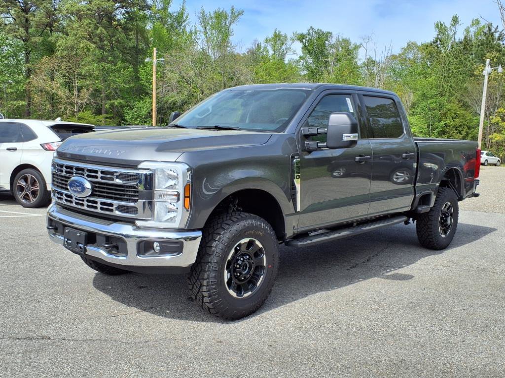 New 2025 Ford F350 XLT w/ Tremor Off-Road Package image 7