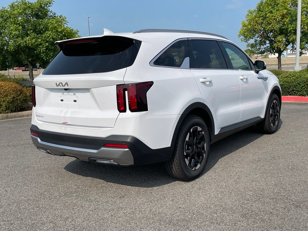 New 2026 Kia Sorento S w/ S Panoramic Sunroof Package FWD image 8