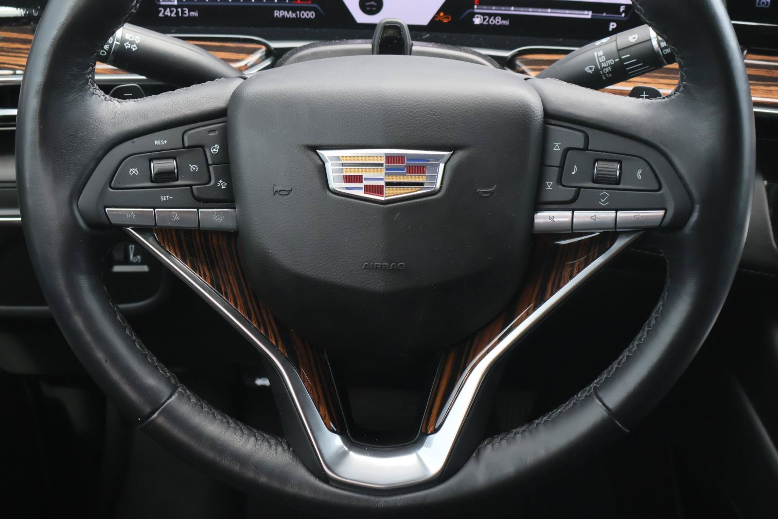 Certified 2024 Cadillac Escalade ESV Premium Luxury RWD image 48
