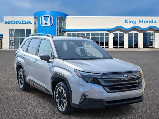 Used 2025 Subaru Forester Premium w/ Convenience Package #1 image 3