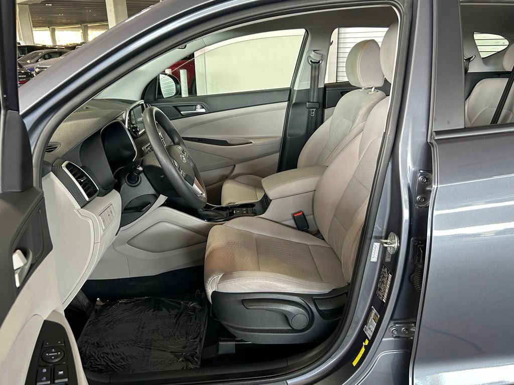 Used 2021 Hyundai Tucson SE w/ Cargo Package FWD image 16