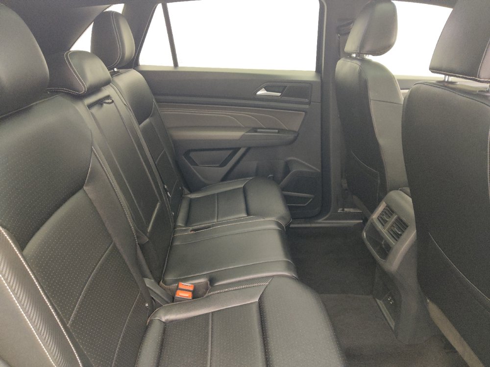 Used 2021 Volkswagen Atlas Cross Sport SE FWD image 19