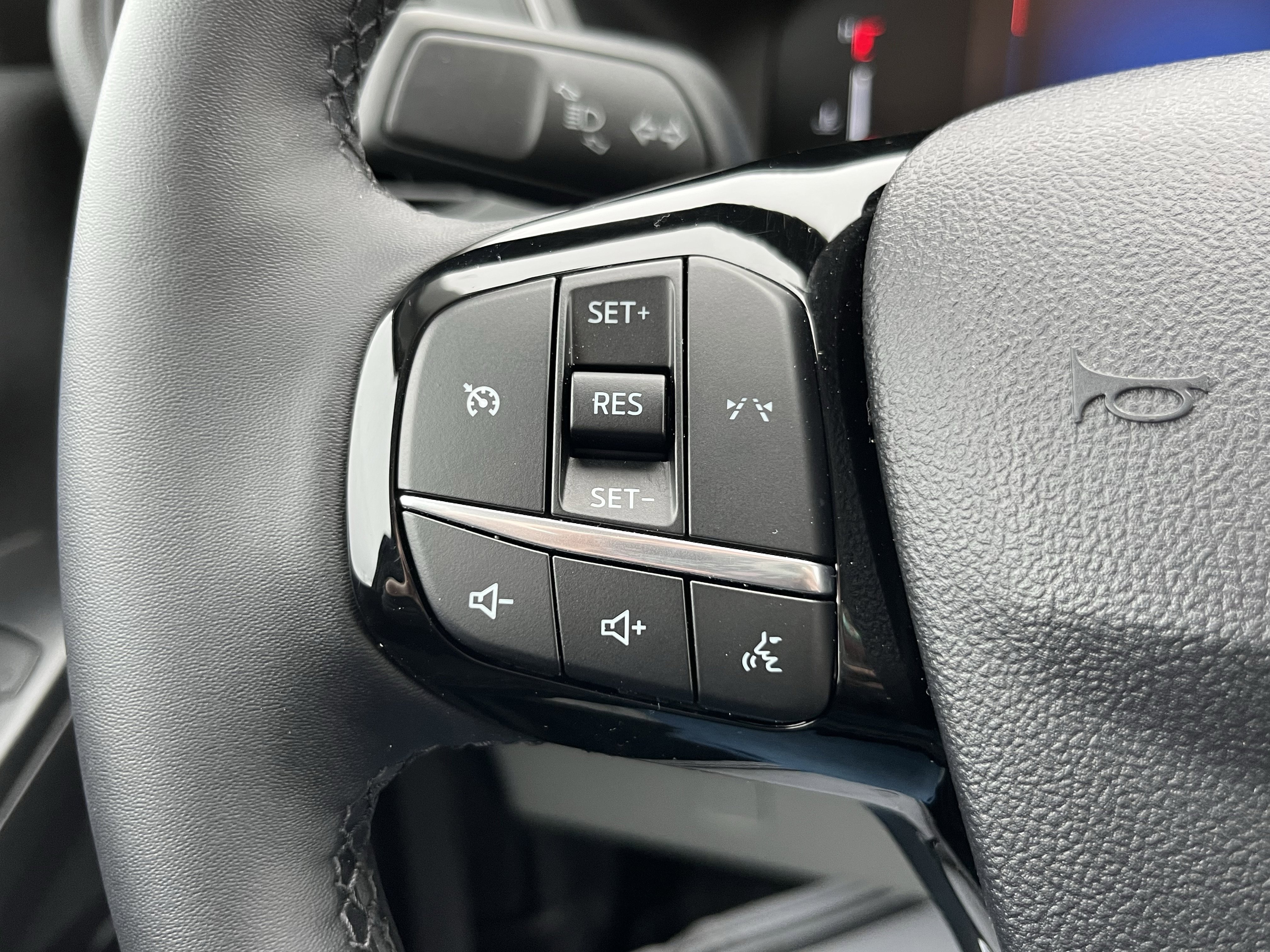 Used 2024 Ford Escape Active w/ Cold Weather Package image 42