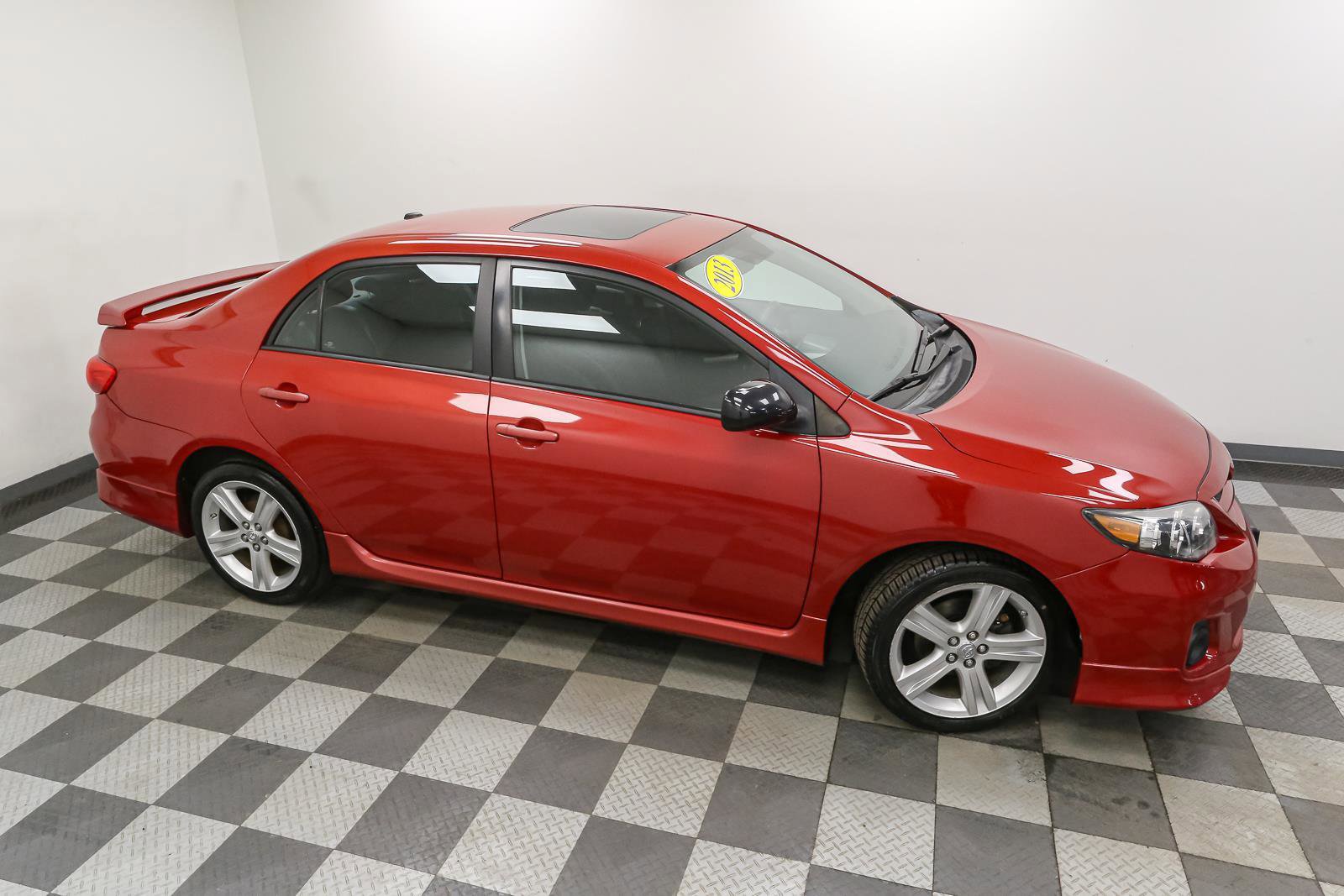Used 2013 Toyota Corolla S w/ Premium Pkg FWD image 5