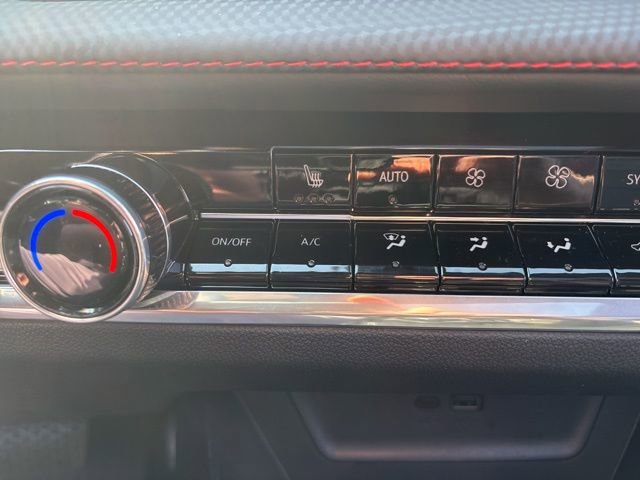 New 2026 Chevrolet Equinox RS w/ LPO, Floor Liner Package AWD/4WD image 38