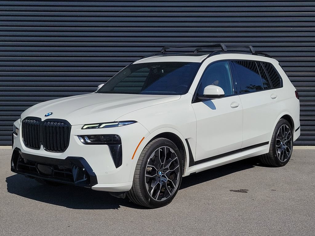 Used 2023 BMW X7 xDrive40i w/ Executive Package image 1
