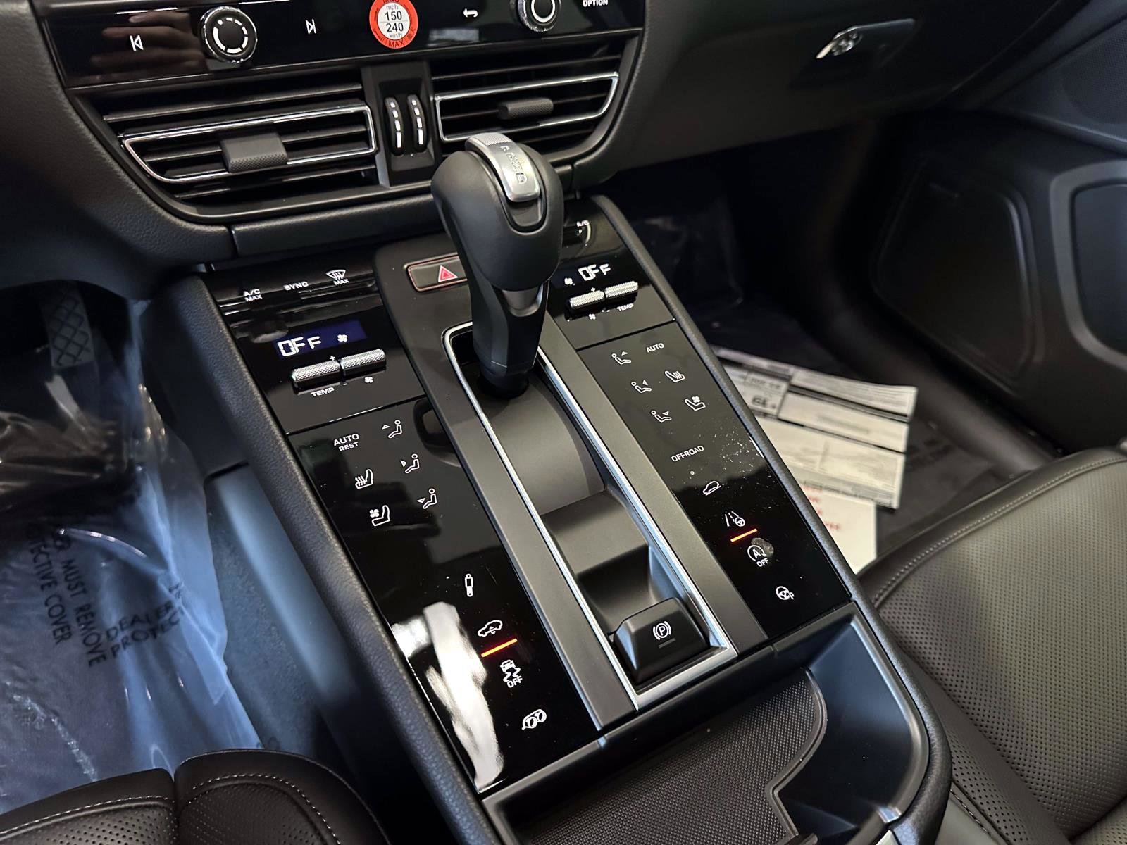 New 2026 Porsche Macan GTS image 20