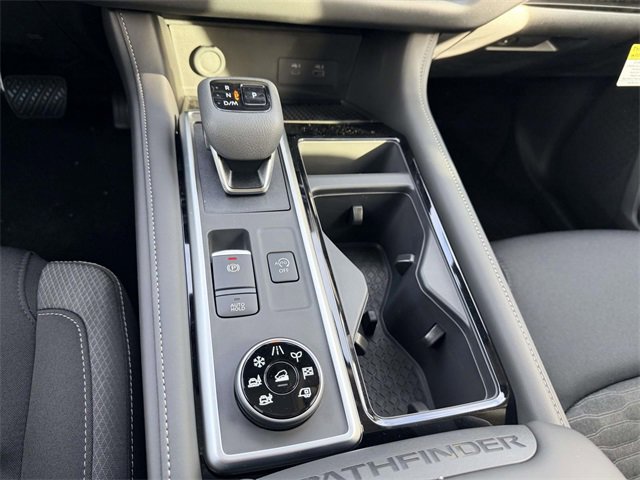 New 2025 Nissan Pathfinder SV w/ SV Premium Package image 23