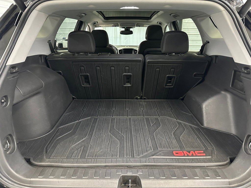 Certified 2022 GMC Terrain SLE w/ Driver Convenience Package image 25