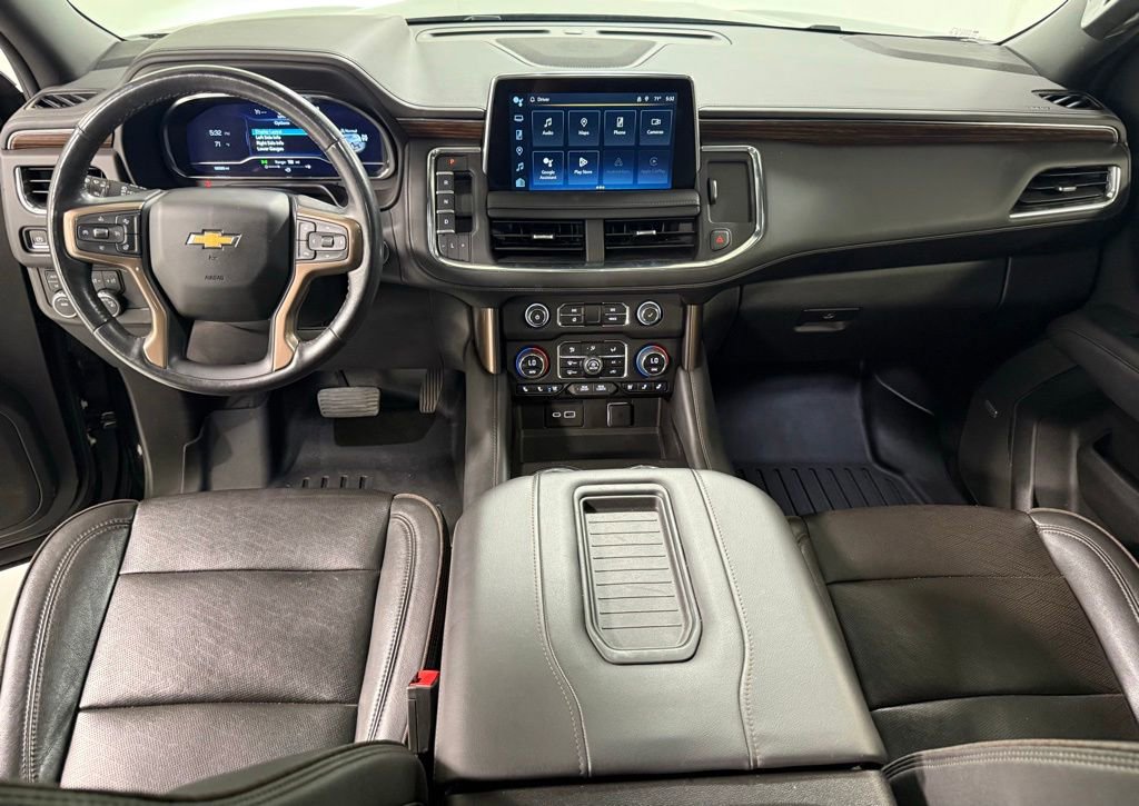 Used 2023 Chevrolet Tahoe High Country AWD/4WD image 2
