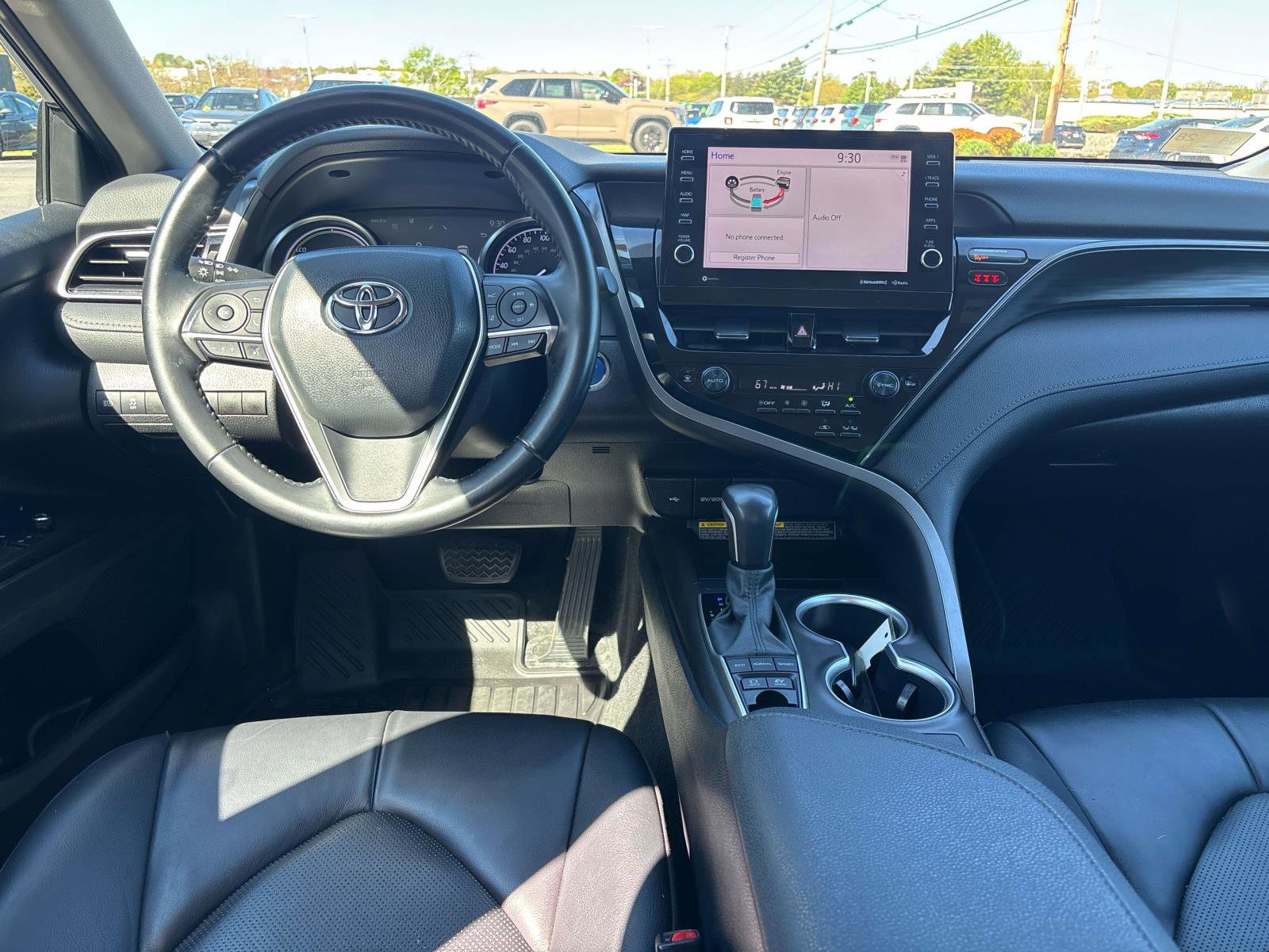 Used 2021 Toyota Camry XLE FWD image 9
