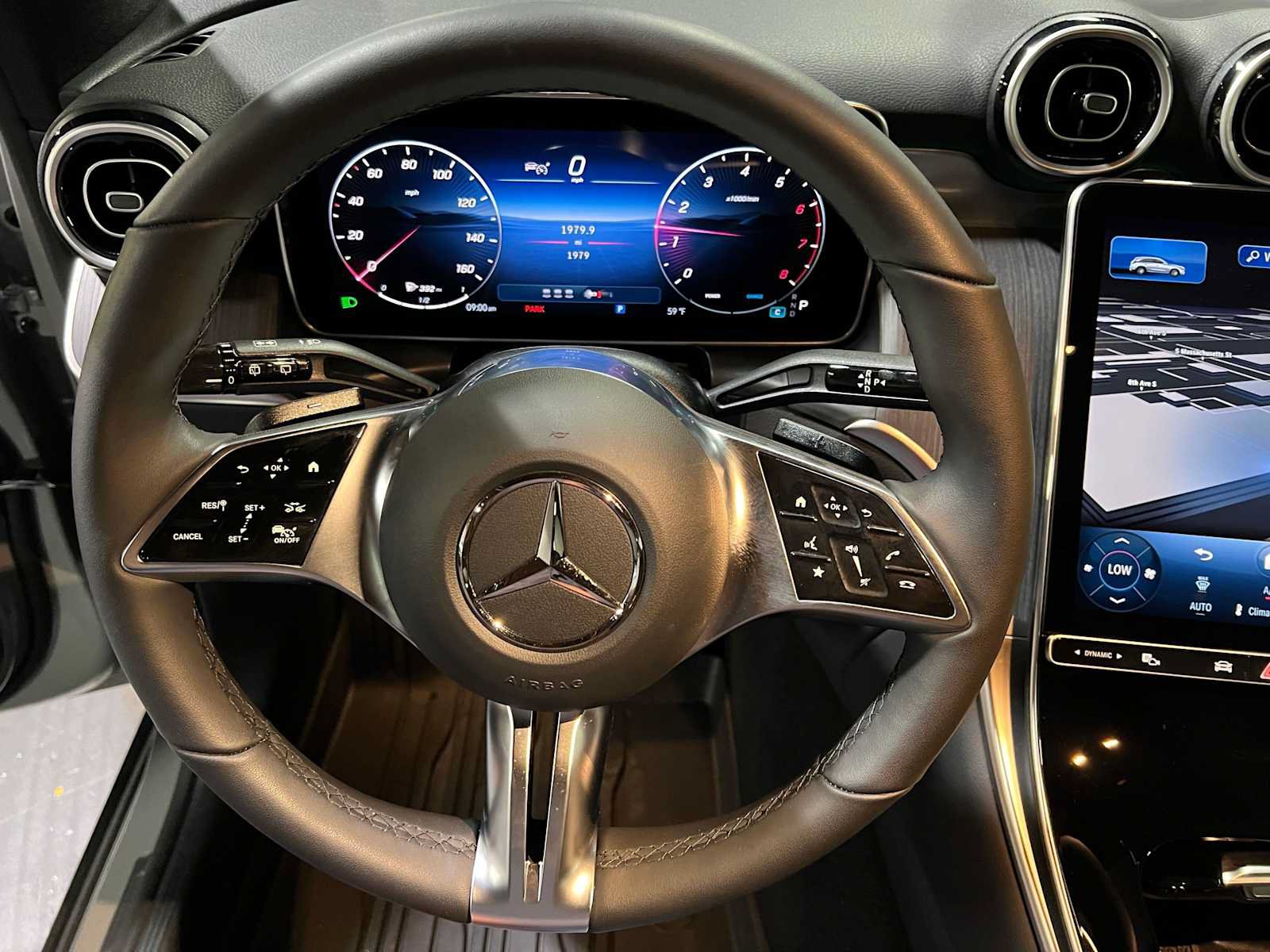 Certified 2026 Mercedes-Benz GLC 300 4MATIC image 29