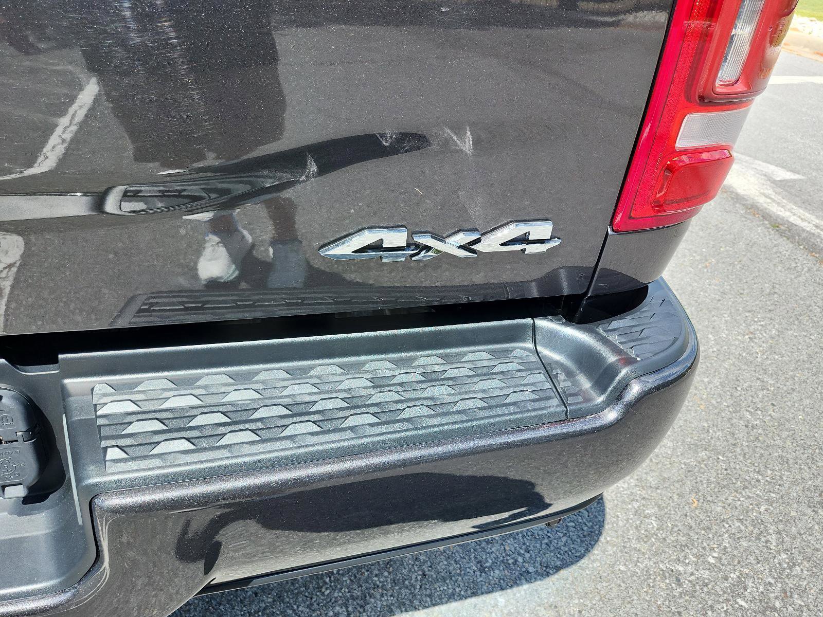 Used 2024 RAM 2500 Laramie image 6