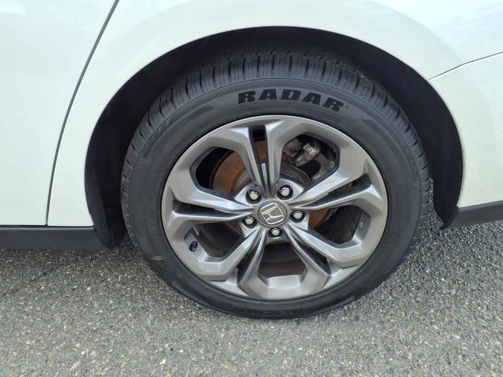 Certified 2023 Honda Accord EX image 7