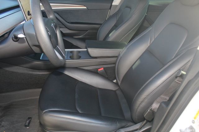 Used 2023 Tesla Model 3 Standard Range image 21