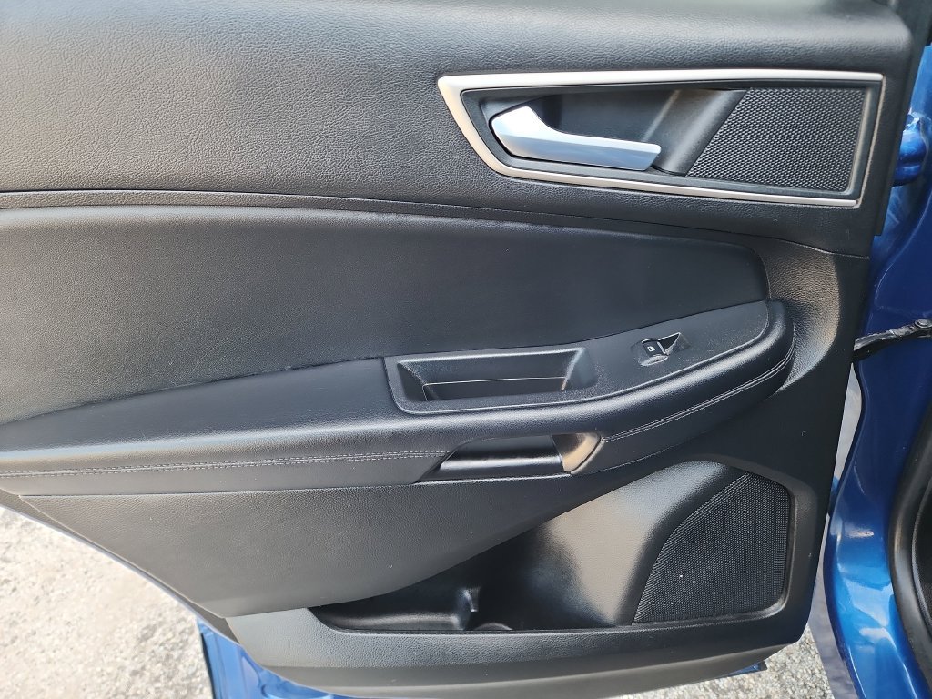 Used 2024 Ford Edge SEL AWD/4WD image 36