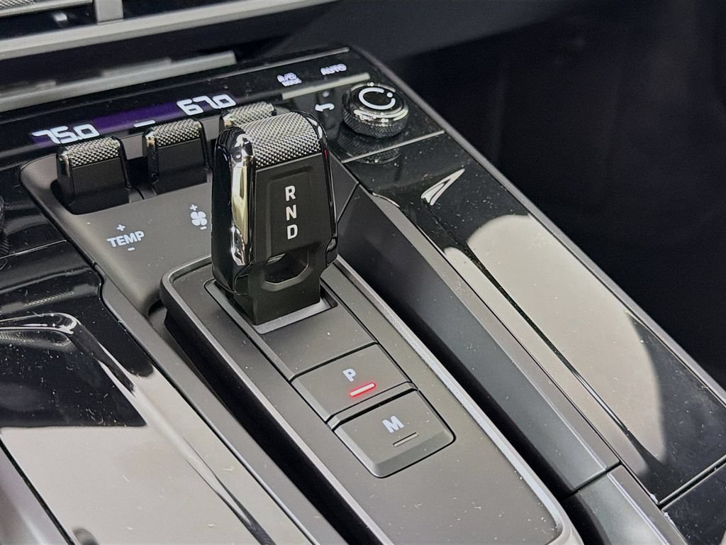 New 2026 Porsche 911 Carrera 4 GTS AWD/4WD image 19