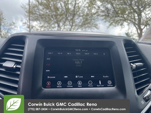 Used 2019 Jeep Cherokee Latitude Plus w/ Comfort/Convenience Group image 17