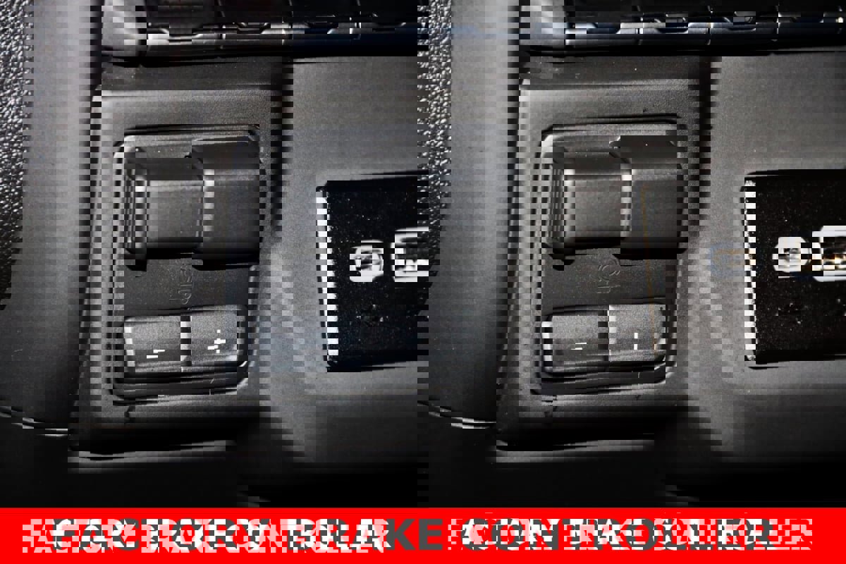 Used 2026 Chevrolet Silverado 2500 Custom w/ Custom Value Package image 21