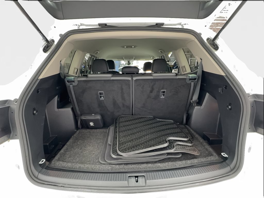 Used 2023 Volkswagen Atlas SE FWD image 17