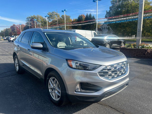 Used 2022 Ford Edge SEL w/ Convenience Package image 4
