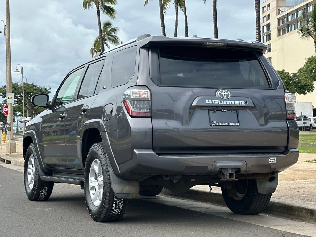 Used 2021 Toyota 4Runner SR5 image 3
