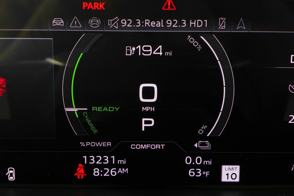 Used 2024 Audi Q8 e-tron Premium Plus w/ Premium Plus Package image 32