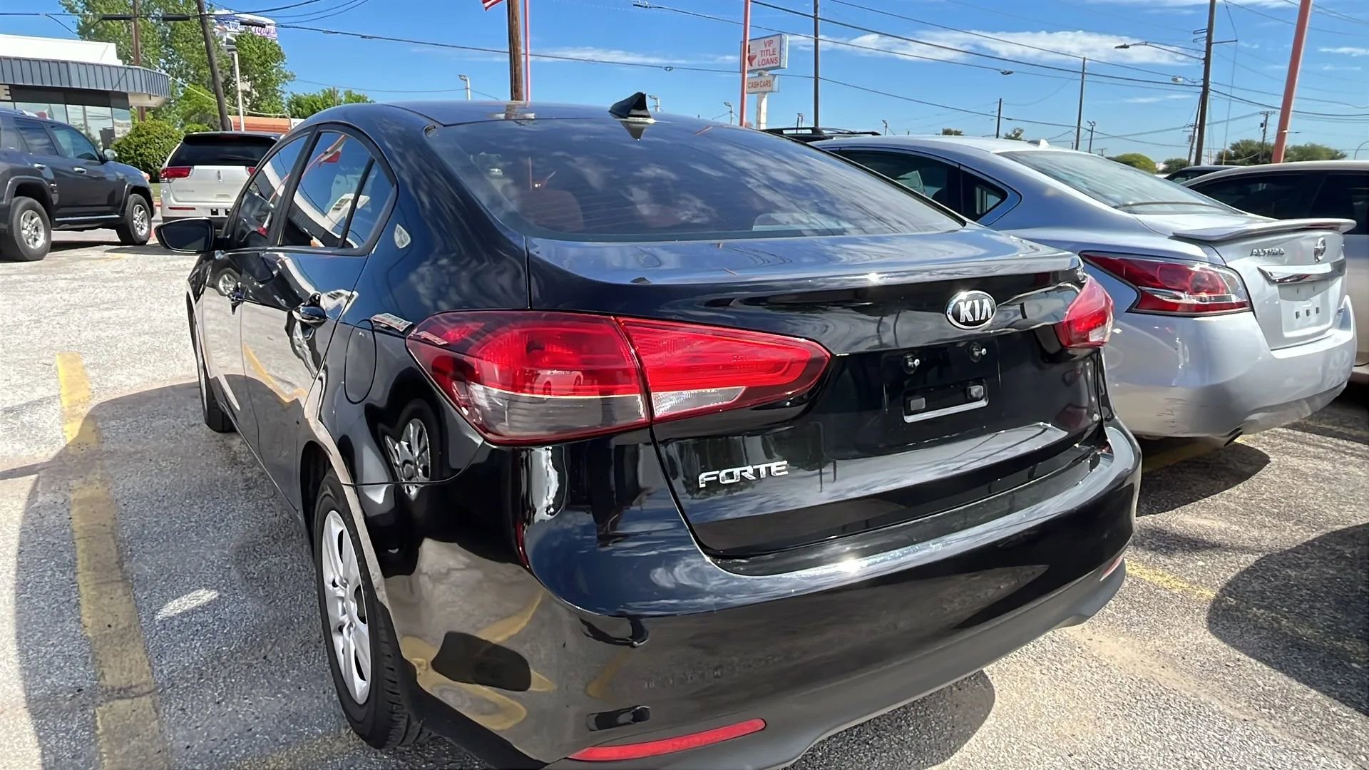 Used 2018 Kia Forte LX w/ LX Popular Package image 8