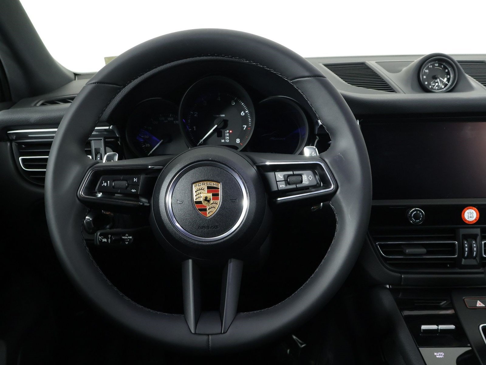 New 2026 Porsche Macan AWD/4WD image 12