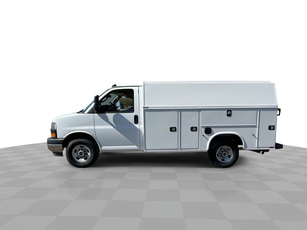New 2025 GMC Savana 3500 w/ Power Convenience Package image 5