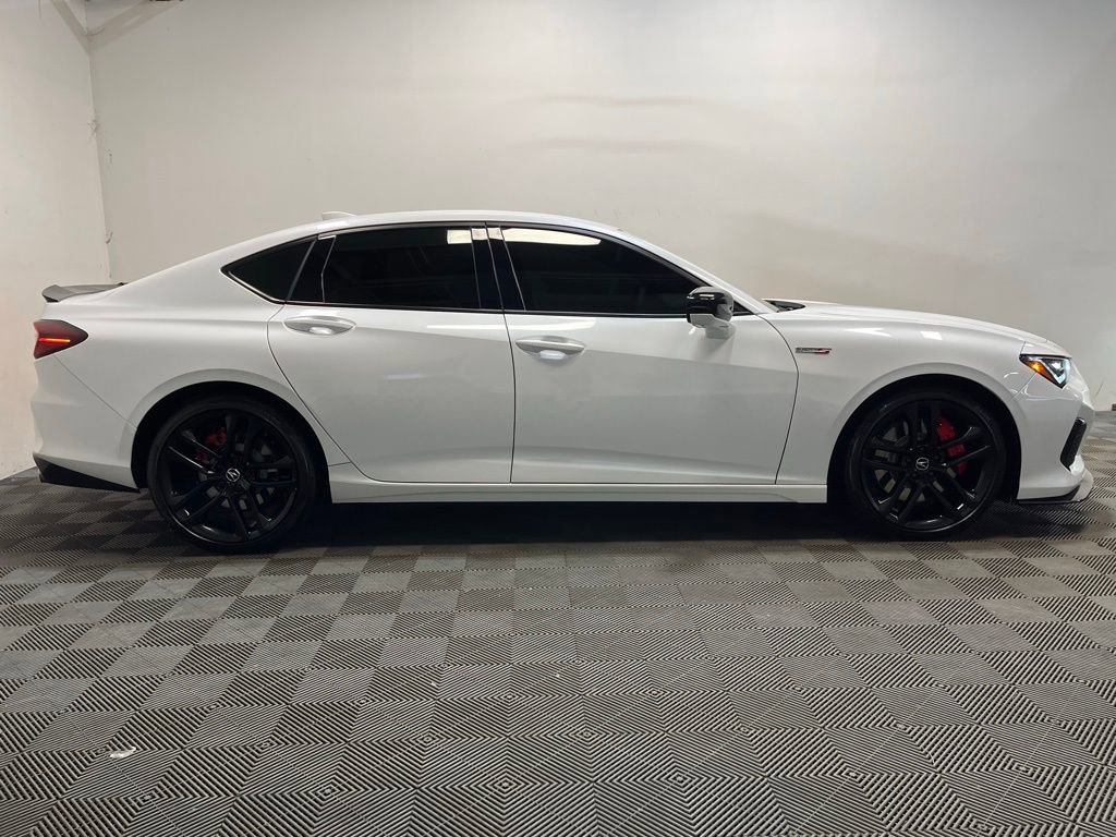 Certified 2024 Acura TLX Type S image 4