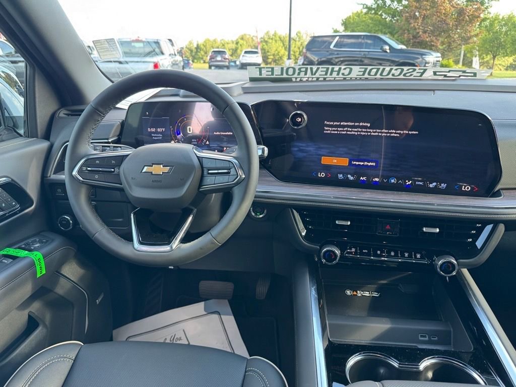 New 2025 Chevrolet Suburban Premier image 11
