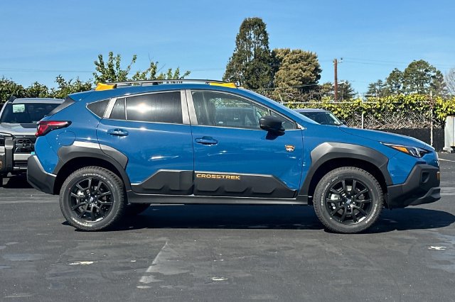 Used 2026 Subaru Crosstrek 2.5i Wilderness w/ Crosstrek Mirror Package AWD/4WD image 4