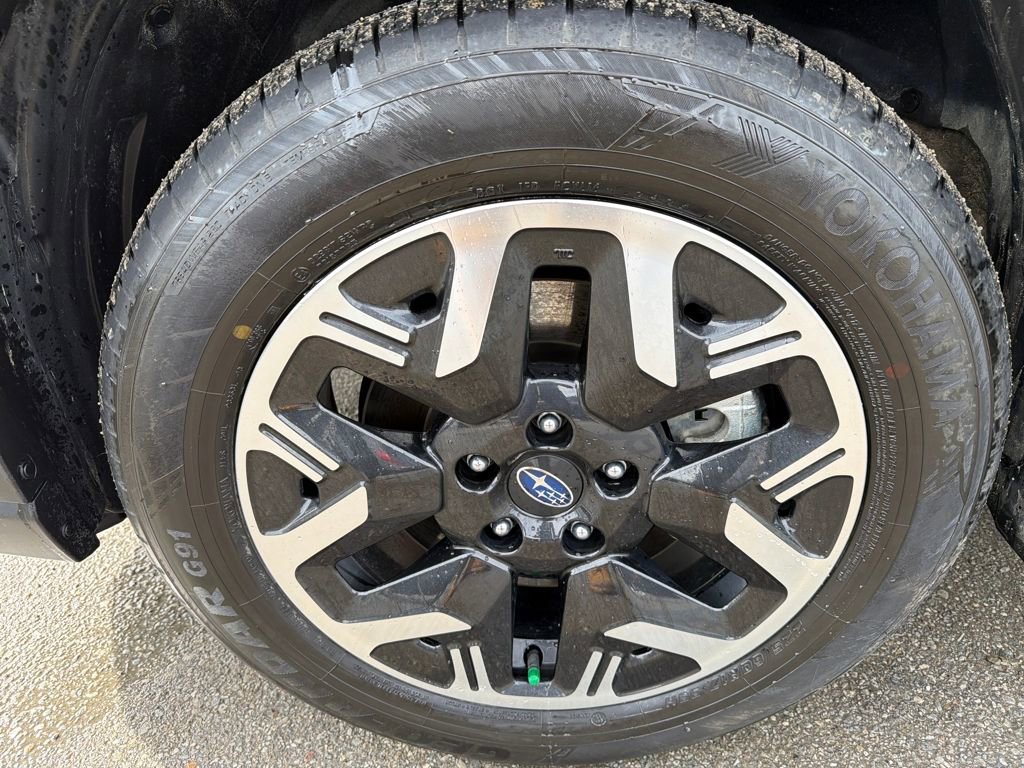 Certified 2025 Subaru Forester Premium image 11