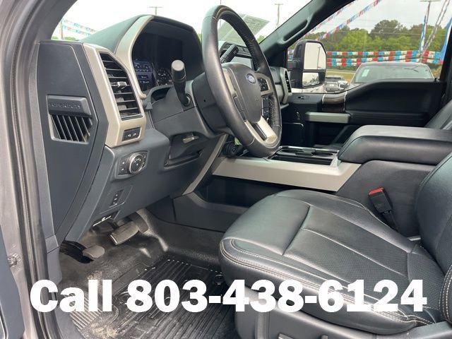 Used 2022 Ford F250 Lariat w/ Black Appearance Package image 6