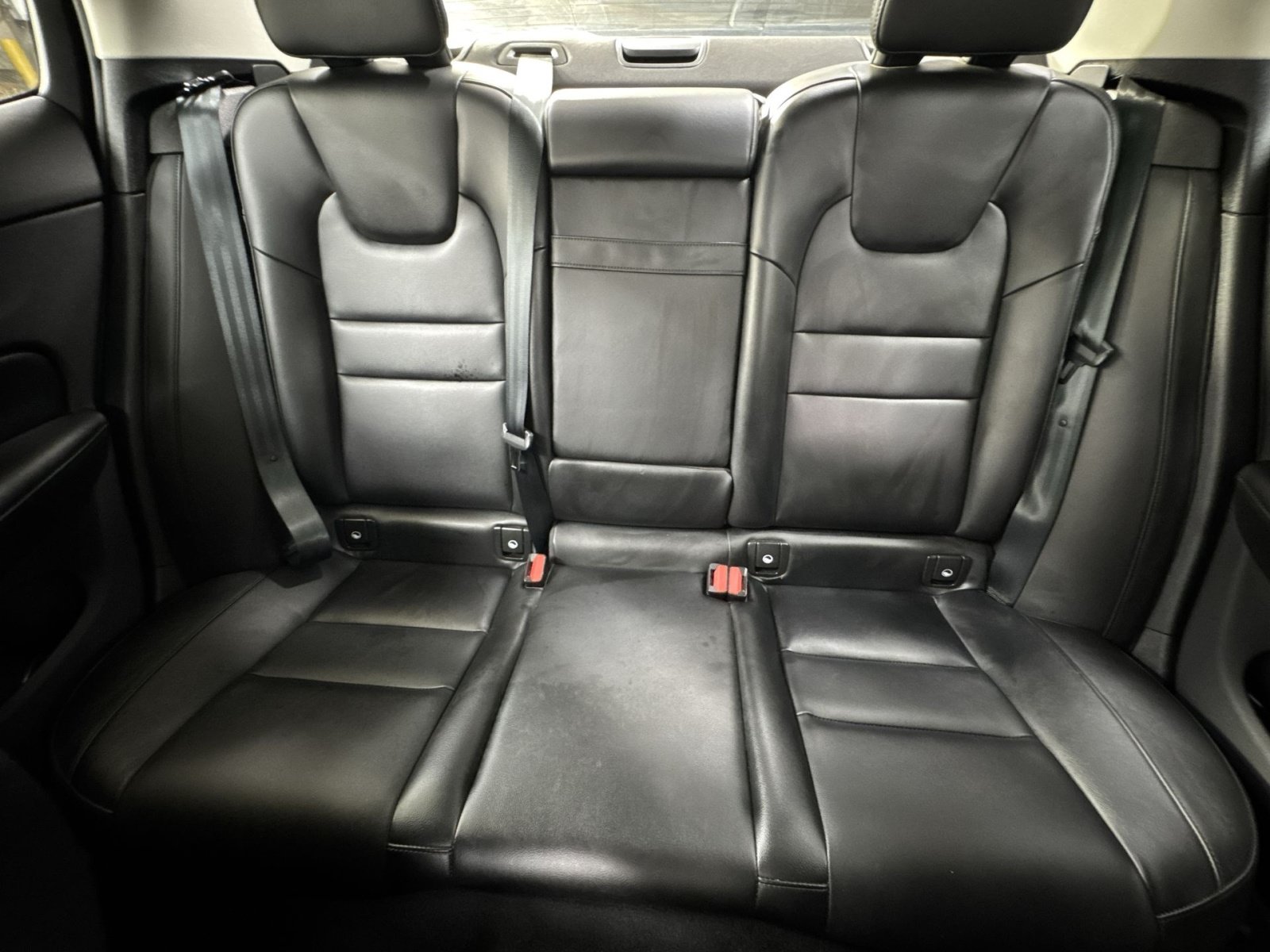 Used 2024 Volvo S60 B5 Core FWD image 15