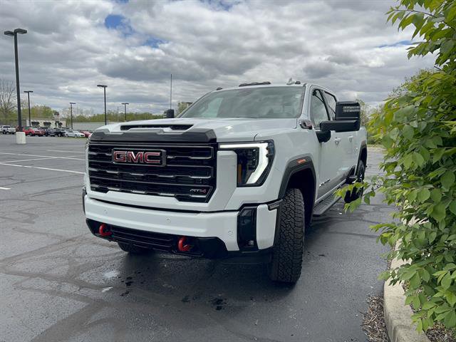 New 2026 GMC Sierra 2500 AT4 w/ AT4 Premium Plus Package AWD/4WD image 3