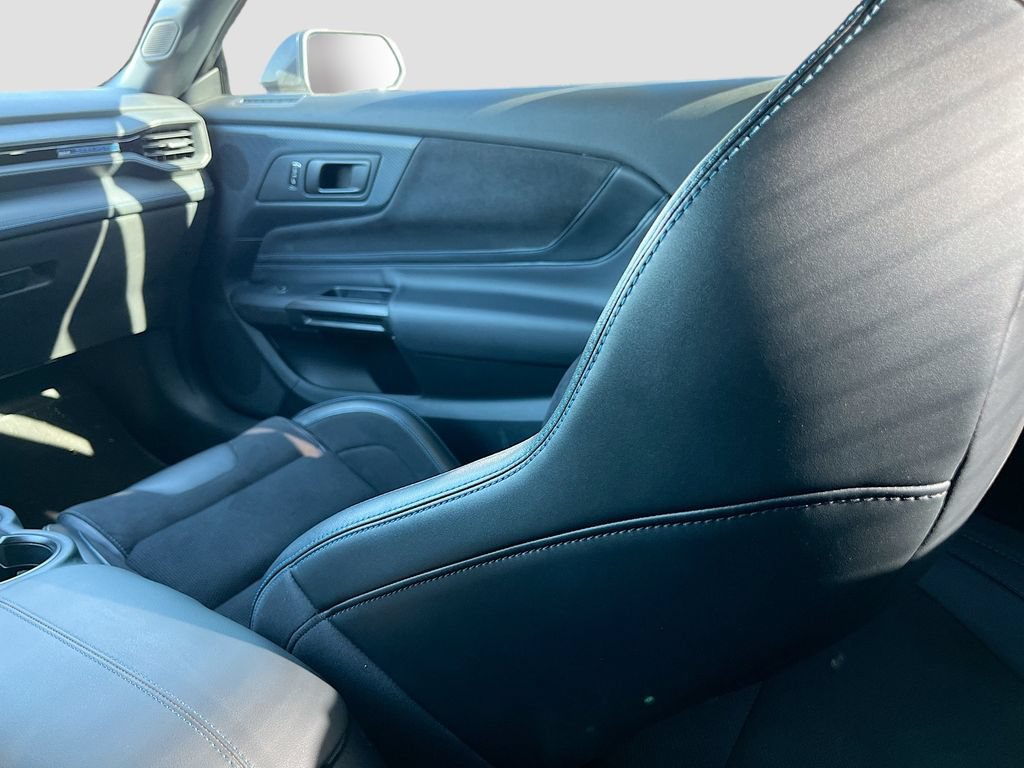 Used 2024 Ford Mustang Dark Horse RWD image 21