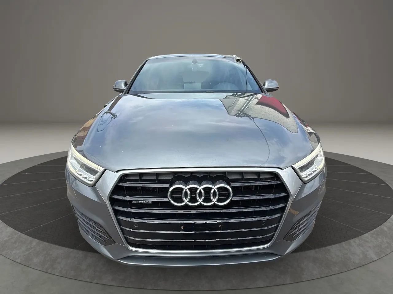 Used 2017 Audi Q3 2.0T Prestige w/ Prestige Package AWD/4WD image 2